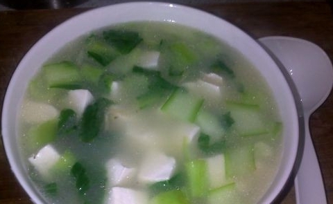 蝦皮青菜豆腐湯