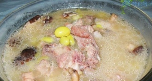 青豆排骨湯