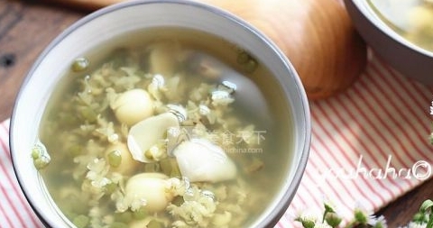 綠豆百合蓮子湯