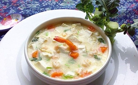 蝦仁豆腐湯