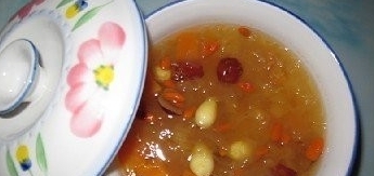 銀耳木瓜甜湯