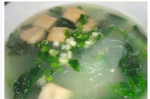 魚豆腐粉絲菠菜湯