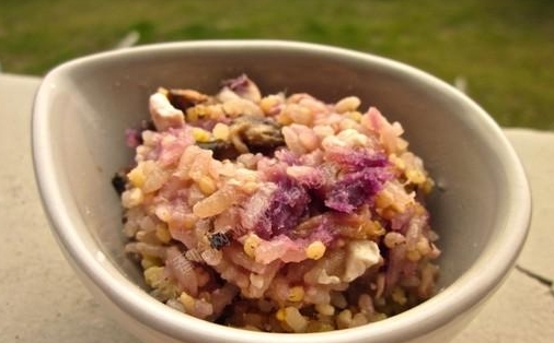 電飯鍋紫薯鹹蛋白香菇飯