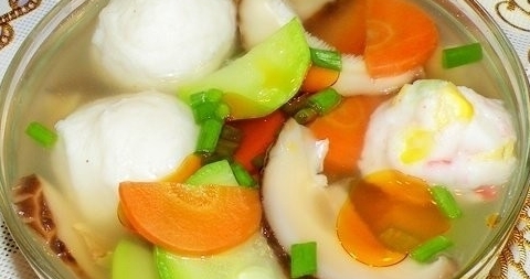 蔬菜丸子湯
