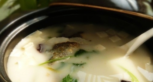 玉竹魚頭豆腐湯