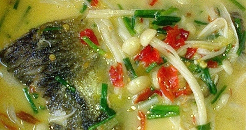 魚頭金針湯