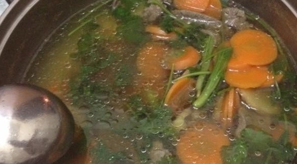 胡蘿蔔豬肝湯