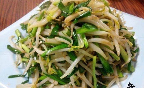 綠豆芽炒韭菜