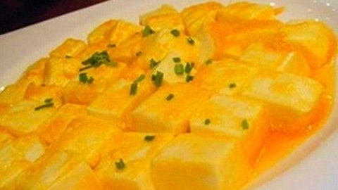 13個步驟教你怎麼做鹹蛋燒豆腐