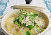 平菇綠豆芽肉湯