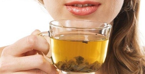 多喝桑葉菊花茶減輕皮膚干癢問題