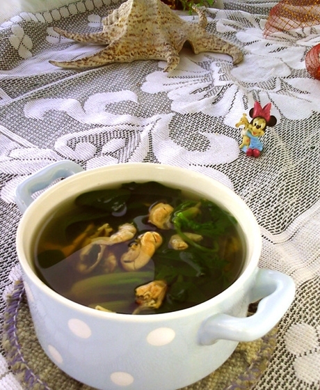 綠菠淡菜湯