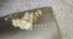 爽口蒜香涼拌豬皮