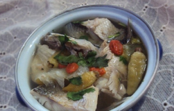 野山椒梭魚湯