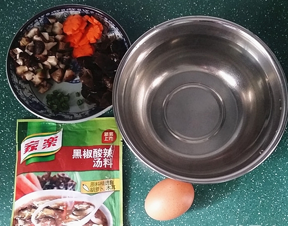 香菇黑椒酸辣湯