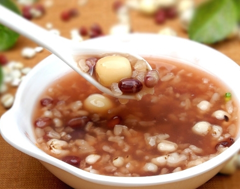 赤小豆薏米粥的功效