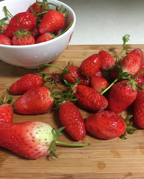 酸甜草莓醬-麵包機版
