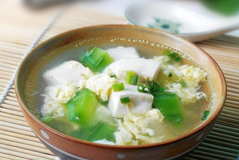 絲瓜豆腐蛋湯