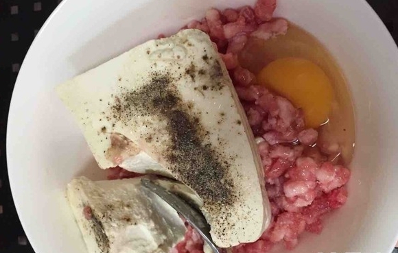 豆腐肉丸子