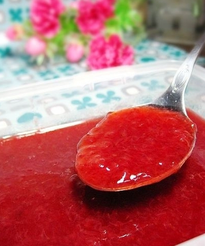 自製香甜草莓醬