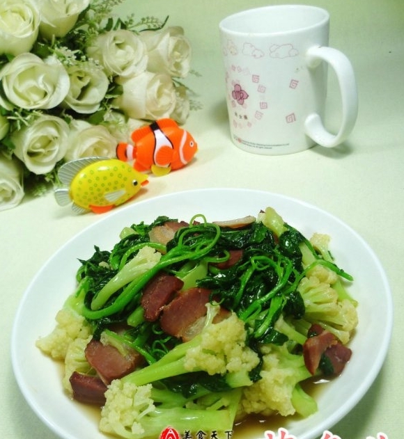 白米莧臘肉炒花菜
