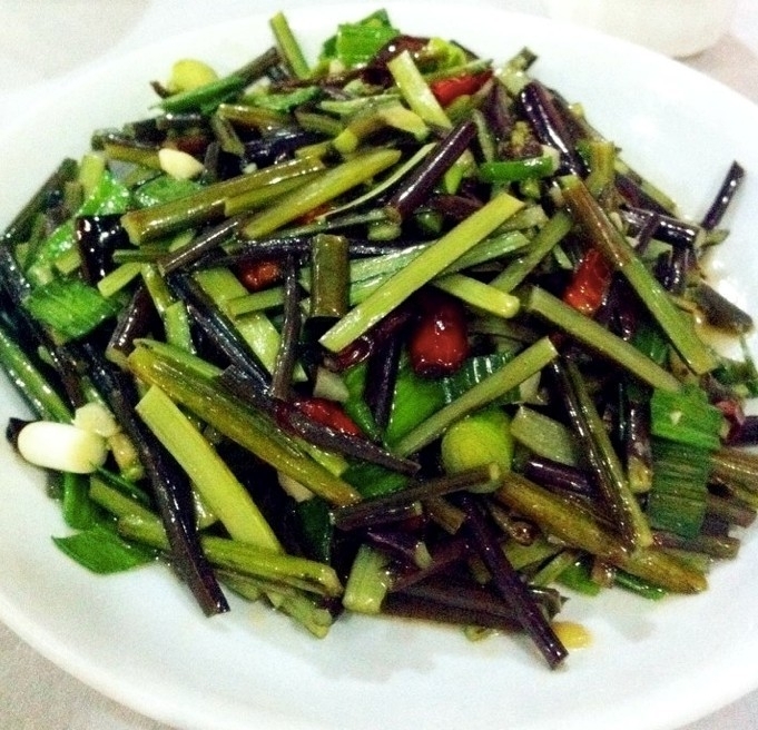 炒蕨菜