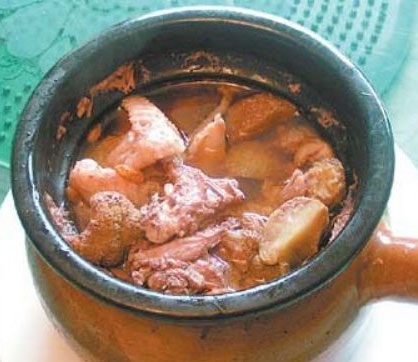 瓦罐驢肉湯