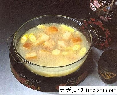 竹筍腌鮮湯