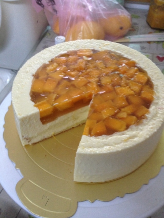 黃桃慕斯蛋糕的家常做法