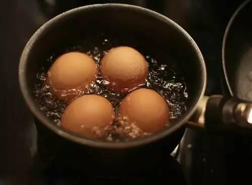 當歸黃芪煮雞蛋