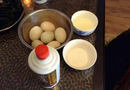 這3種鹹鴨蛋腌制方法，學會腌出來的鴨蛋全是油，你會嗎？
