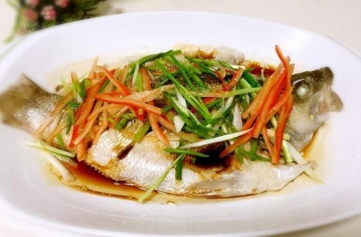 清蒸鱸魚料理食譜，清蒸鱸魚做法