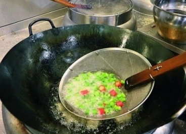 椒香酥皮脆鱔，鱔魚的料理做法