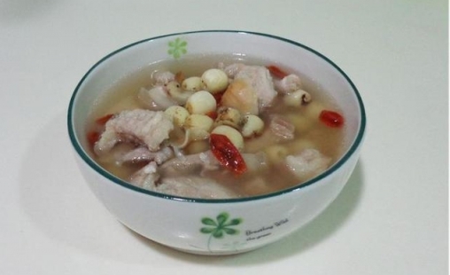 百合蓮子瘦肉湯的做法