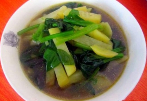 菠菜土豆湯的做法