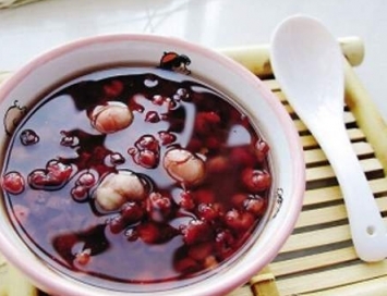 芋頭紅豆紫米食譜，香芋紅豆紫米粥的做法