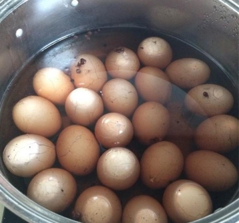 花椒咸雞蛋的做法