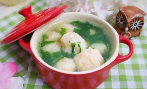 魚丸青菜湯的做法  適合一歲以上對魚蝦不過敏的寶寶