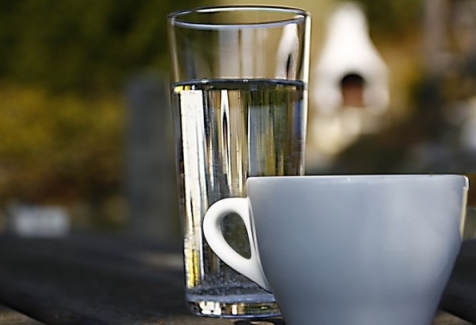 關於喝水的量，如何喝水最健康