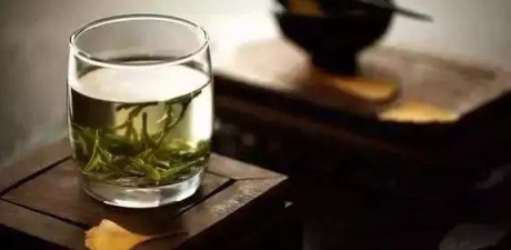 綠茶+桔紅，潤肺消痰、理氣止咳