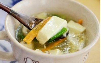 清淡爽口又減肥的清湯，豆腐香菇湯的做法