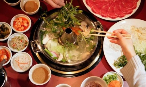  涮涮鍋（Shabu shabu ）