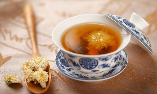 菊花茶的常用搭配方法，效果好，哪些人不適合菊花茶