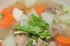 山藥蘿蔔羊肉湯。羊肉湯的做法。蔬菜湯的做法