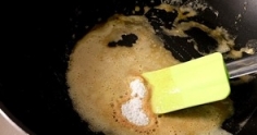 白汁蘑菇培根意粉，白汁蘑菇培根意粉的做法