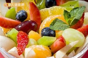 只吃水果不吃飯可以減肥嗎